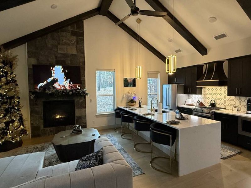 wp-content/uploads/2026/10/featured-cabin-christmas-tree-fireplace.jpeg