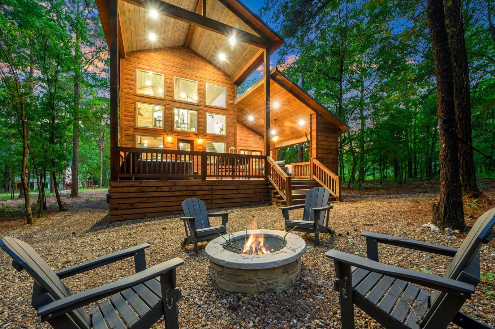 Up Deer Creek: Pickleball, pool, clubhouse Main Image