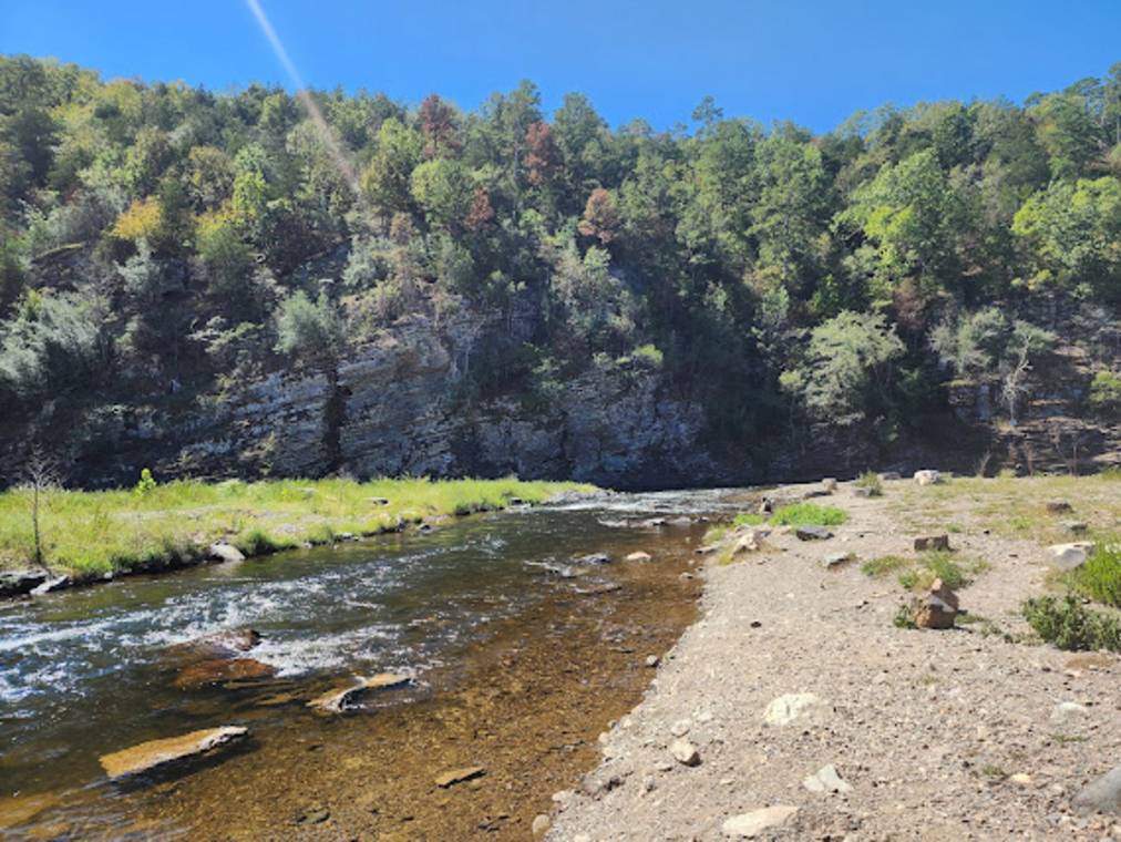 Mountain Fork Park on the Lower Mountain Fork River, a quieter Broken Bow spot for families hiking with kids
